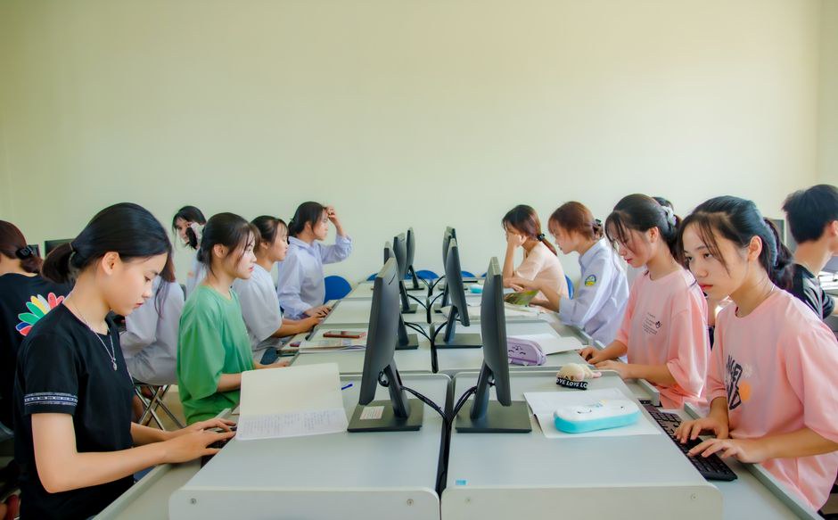 Vì sao thuật ngữ kỹ thuật thường gây nhầm lẫn cho người mới